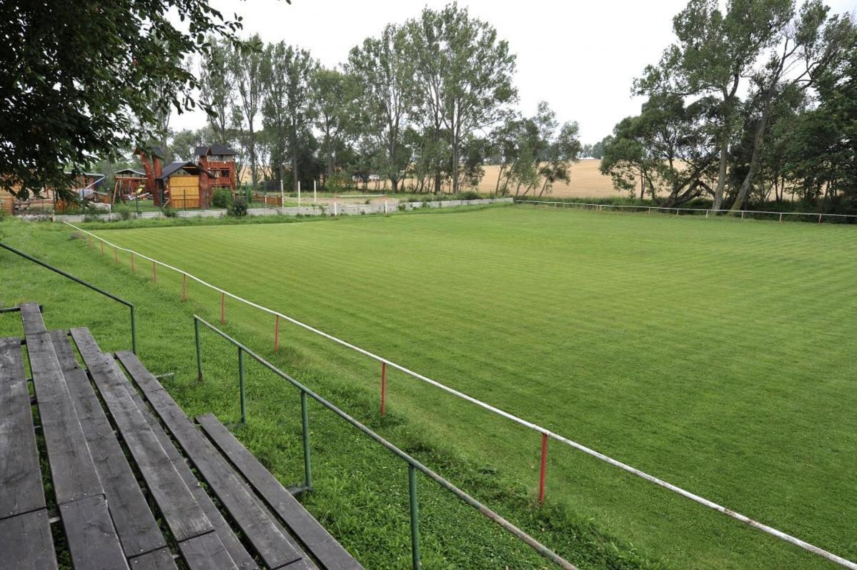 Chalupka Bratov V Resorte Aplend Wielki Sławków Zewnętrze zdjęcie